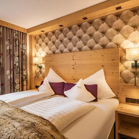 Pramstraller Hotel Mayrhofen