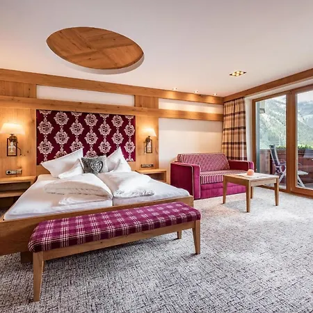 Pramstraller Hotel 4*