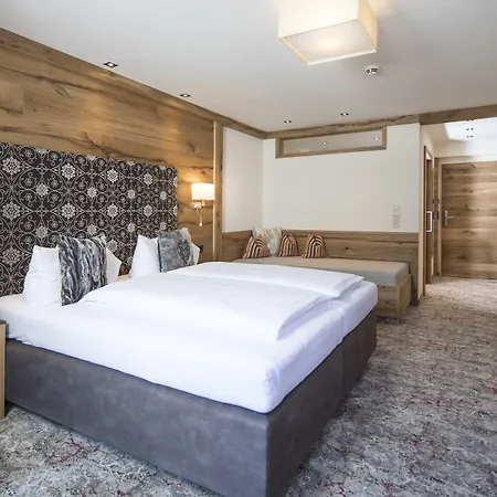 Pramstraller Hotel 4*