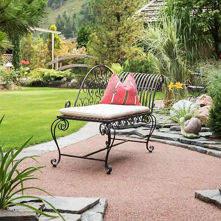 Hotel Pramstraller 4*