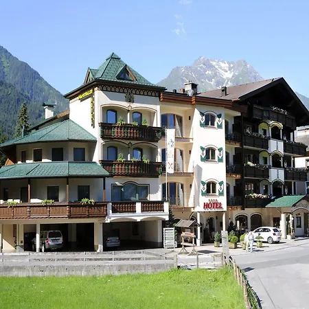 Hotel Pramstraller 4*