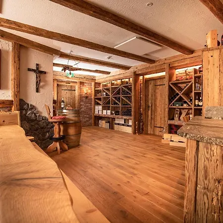 Hotel Pramstraller 4*