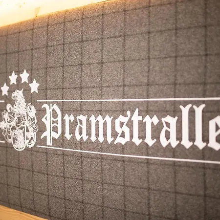 Hotel Pramstraller 4*
