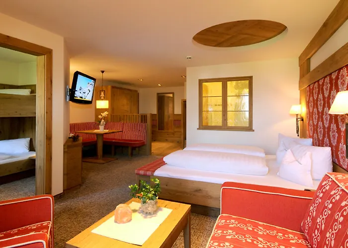 فندق Pramstraller 4*