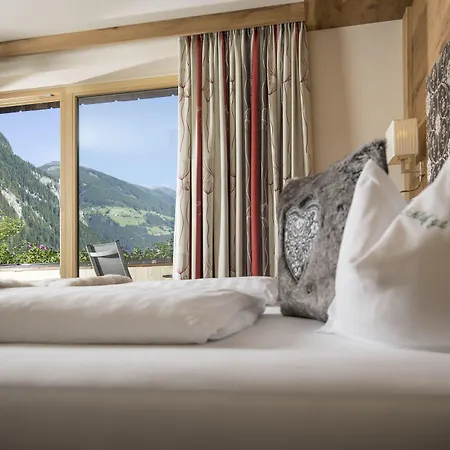 Pramstraller 4* Mayrhofen