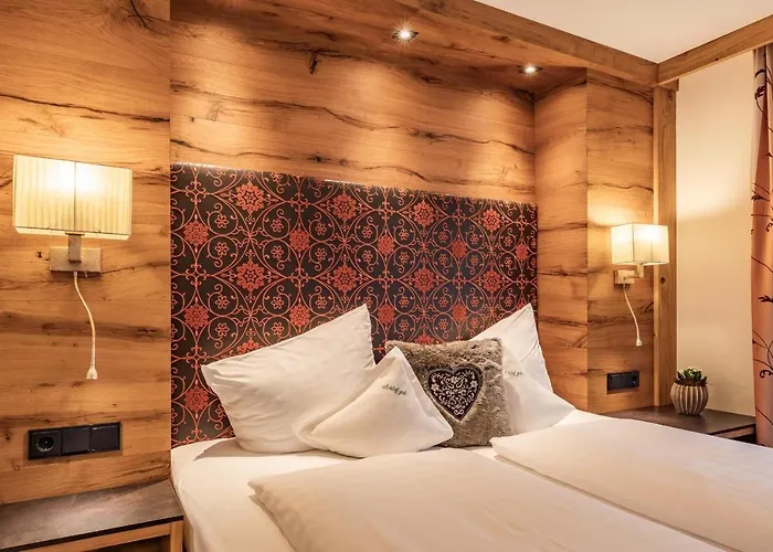 帕艾姆斯特奥雷酒店 4*