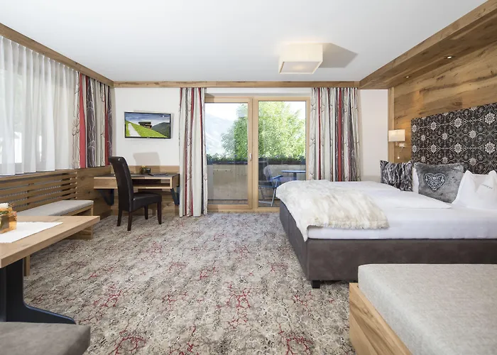 帕艾姆斯特奥雷酒店 4*