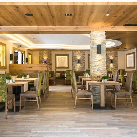 Pramstraller Hotel Mayrhofen